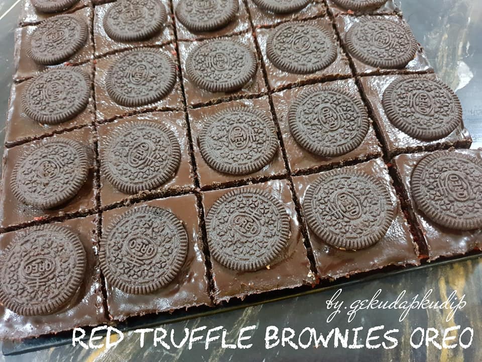 red-truffle-brownies-5